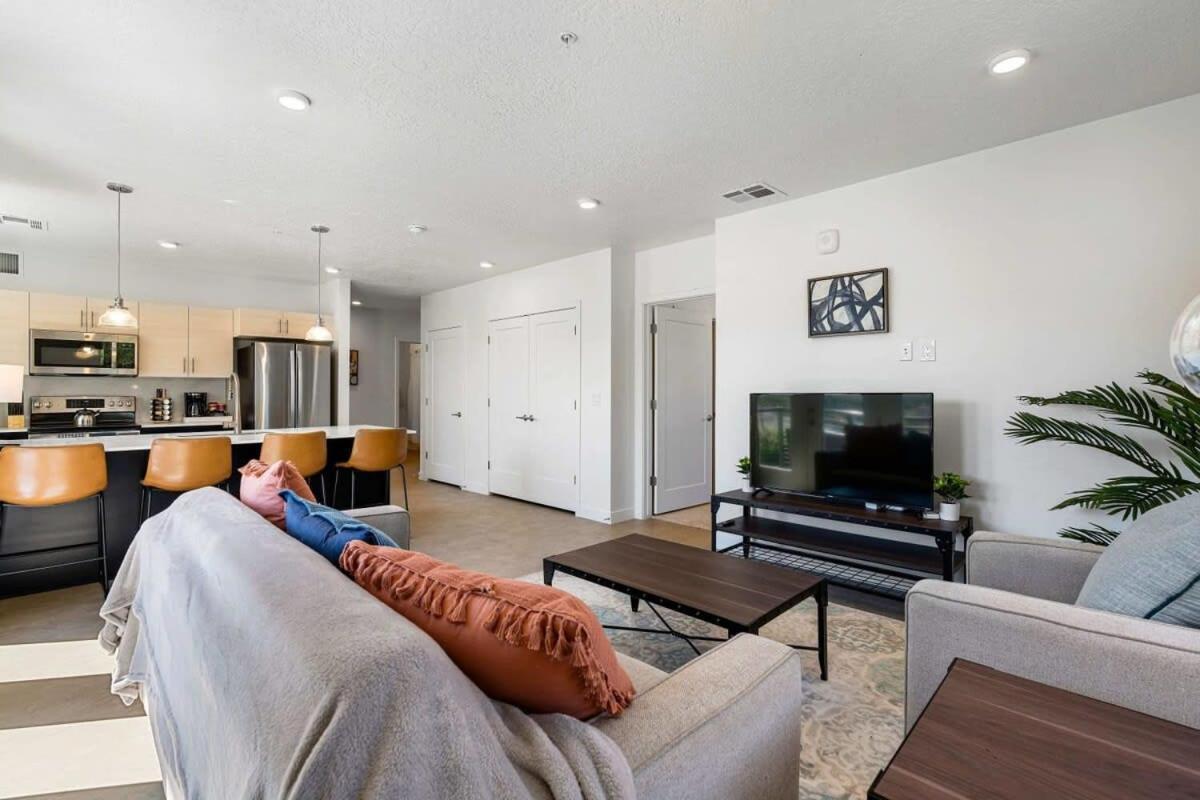 2Br Luxury Urban Escape Balcony & Fitness Center Apartman Salt Lake City Kültér fotó
