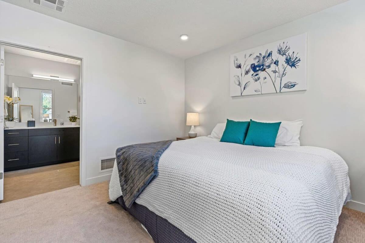 2Br Luxury Urban Escape Balcony & Fitness Center Apartman Salt Lake City Kültér fotó